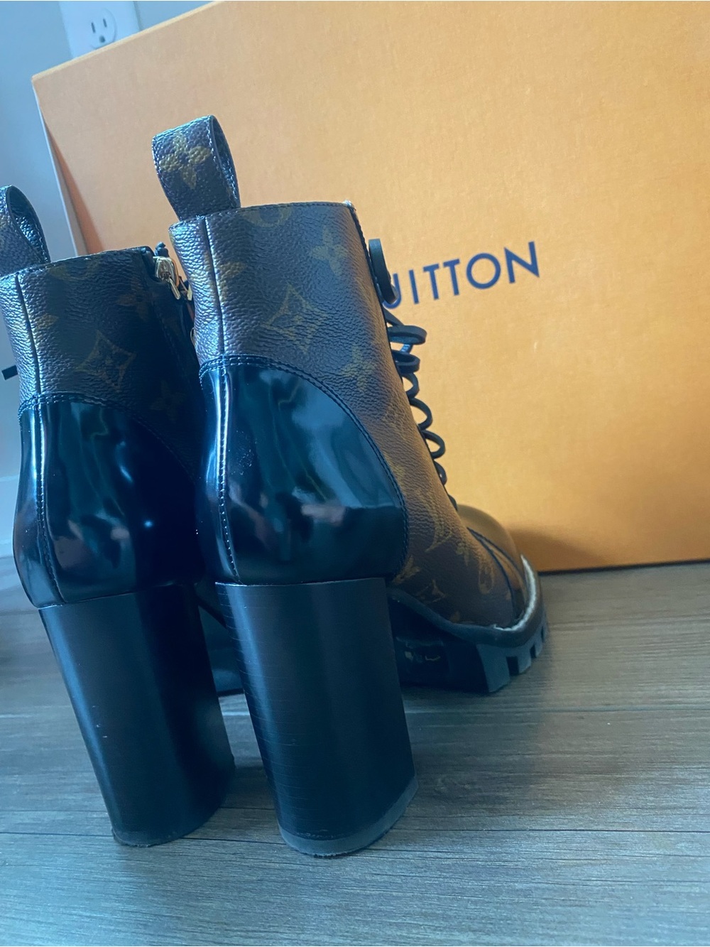 Louis Vuitton Laureate Combat Boots Monogram Canvas Black Leather Size 38.5 Auth - Picture 12 of 16